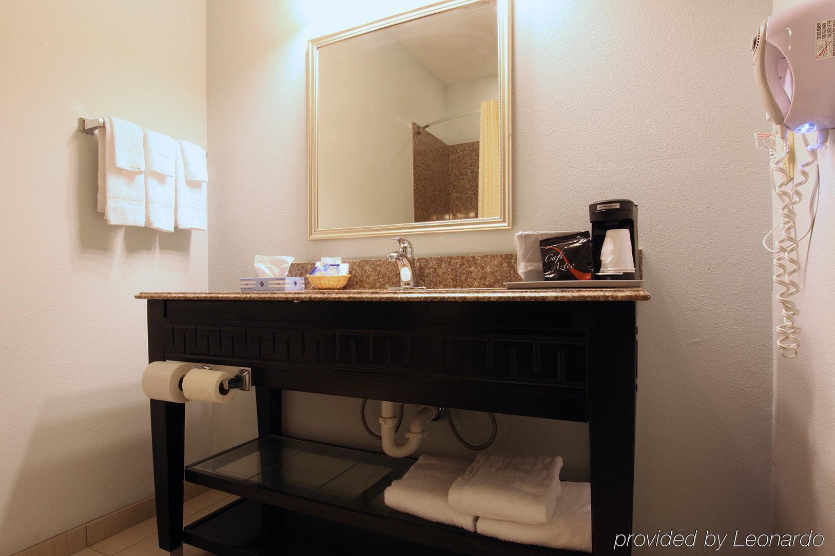 Americas Best Value Inn Sulphur Phòng bức ảnh